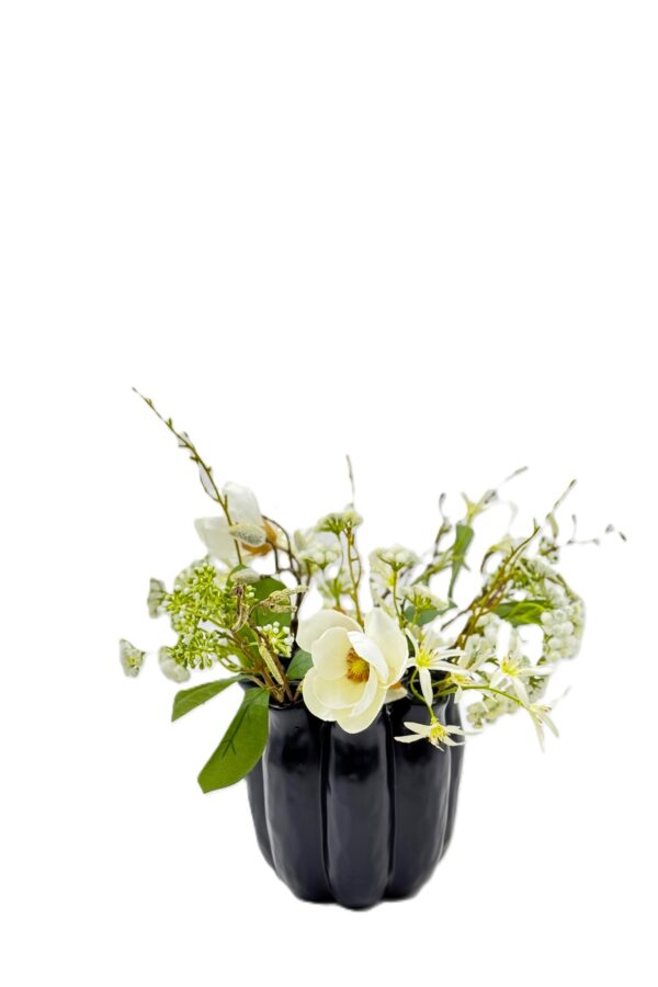 Zijdenbloemen boeketje grace incl zwart vaasje