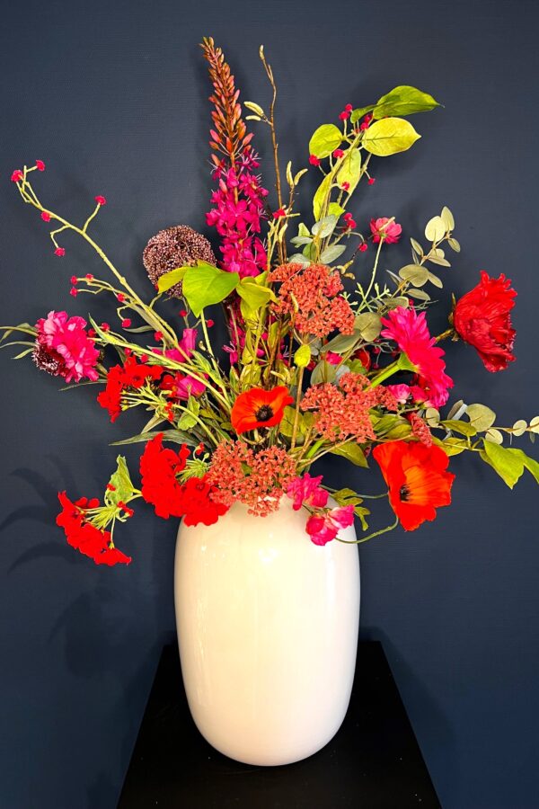 rood zijdenbloemen boeket
